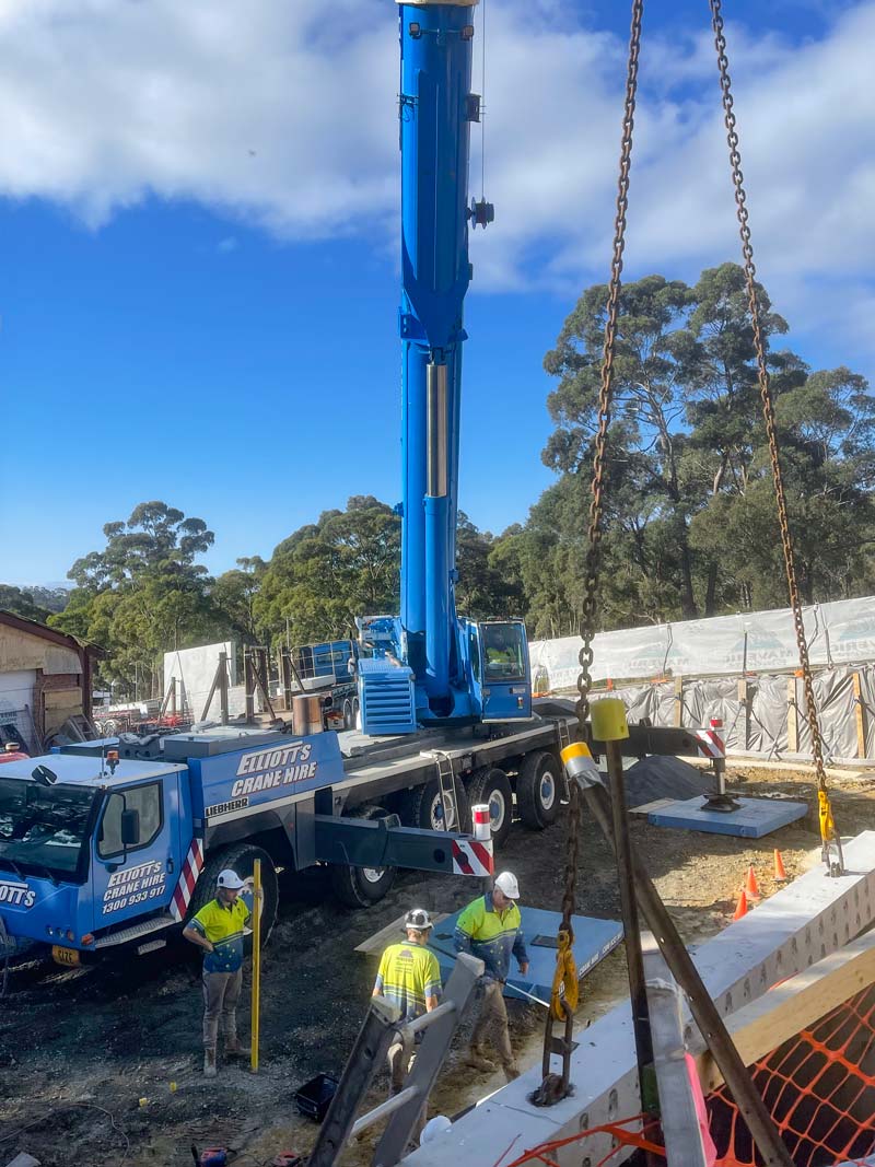 Elliotts Cranes Hire Hobart Tasmania worksite safety
